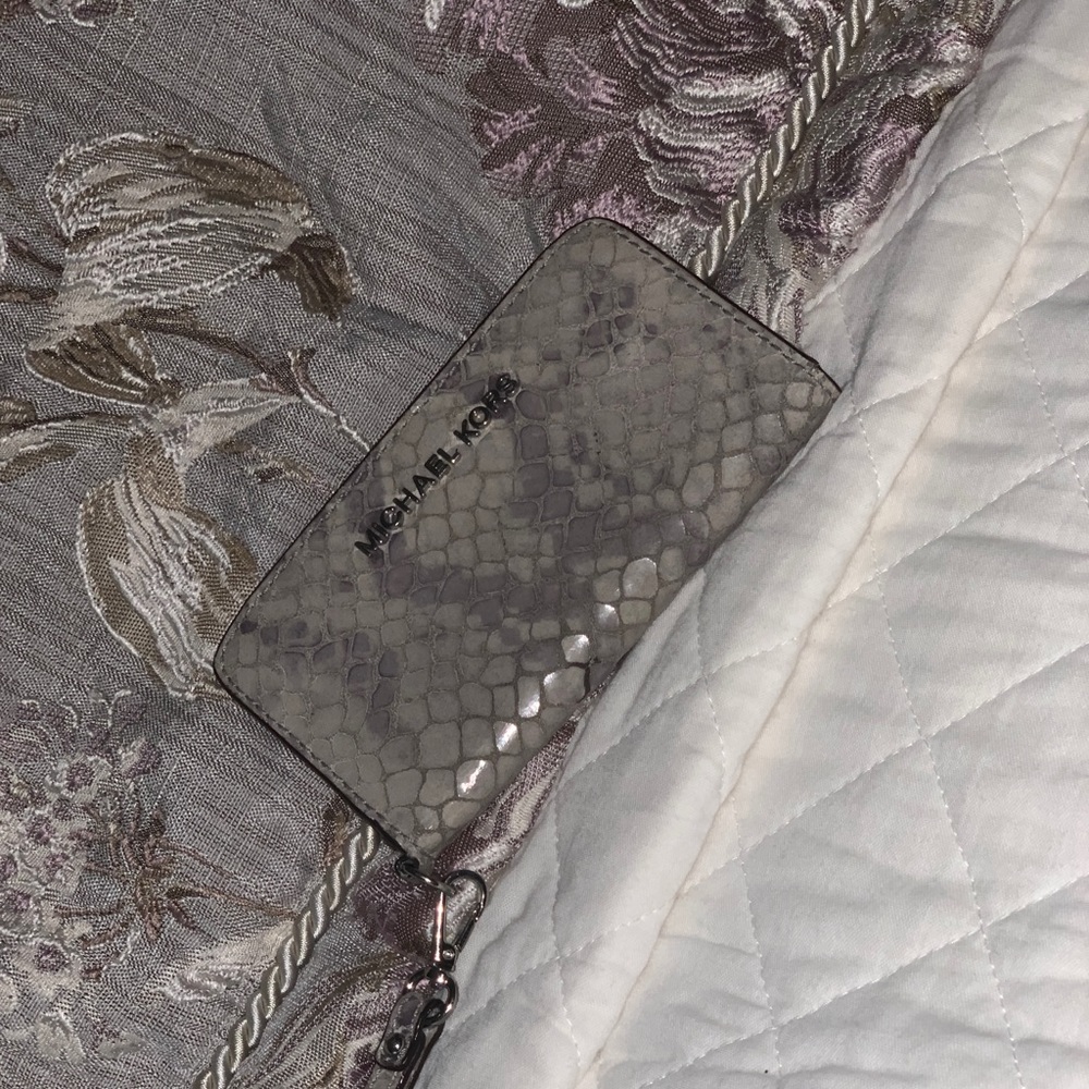 Mk iPhone Case/Wallet